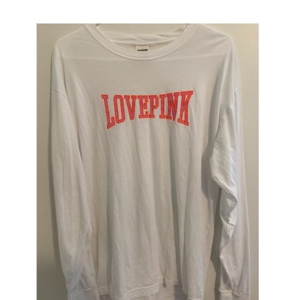 Victoria’s secret pink shirt, never worn